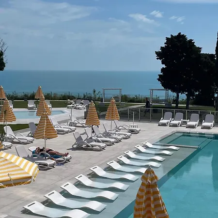 Allure Panoramicsea View,pool & Spa,free Parking,varna Appartement